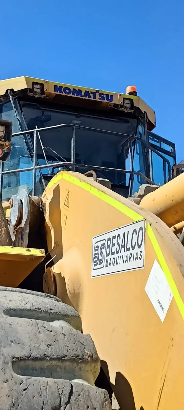 Fabricación e Instalación de Parabrisas